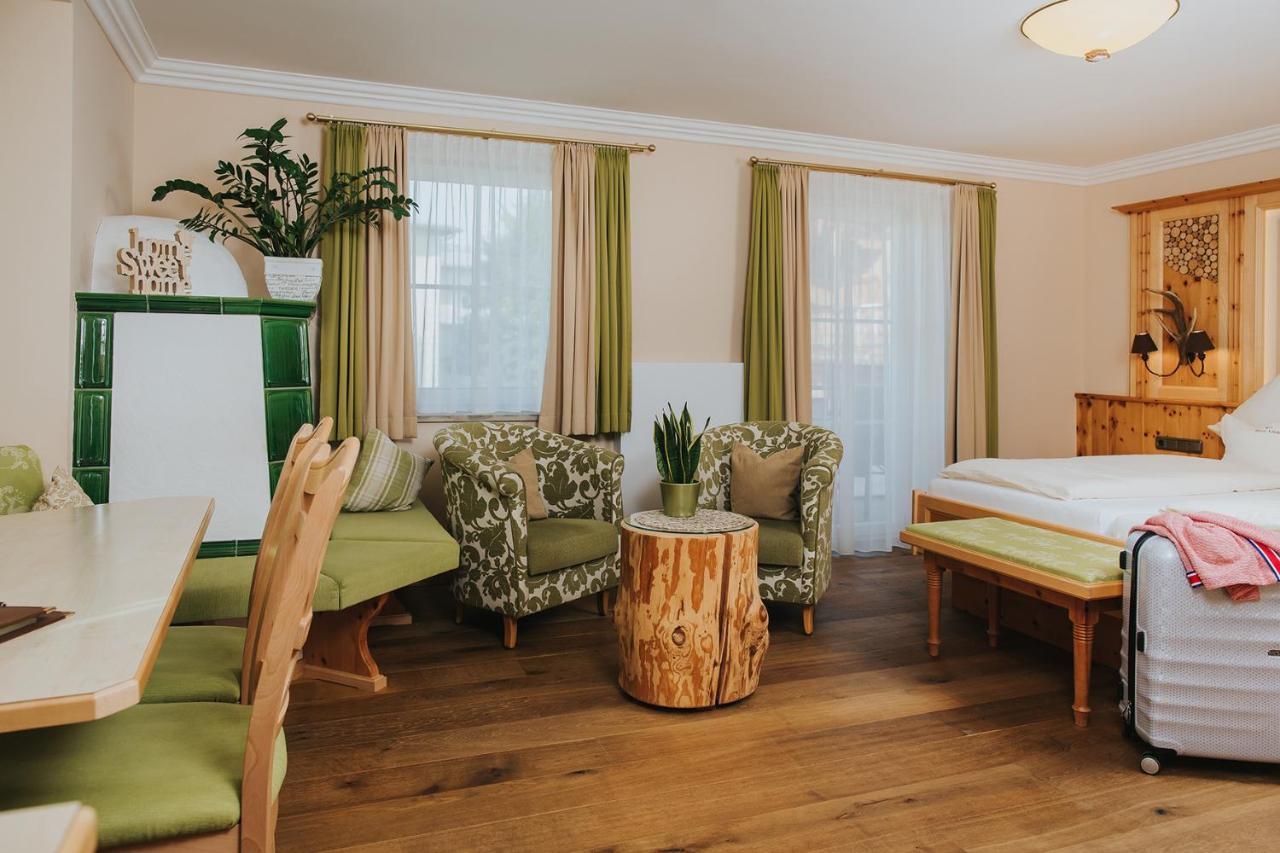 Ortner'S Resort Bad Füssing Extérieur photo A typical hotel room