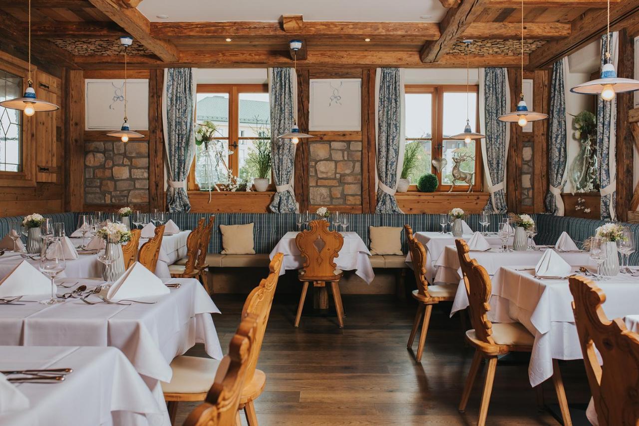 Ortner'S Resort Bad Füssing Extérieur photo Restaurant in the Hotel Axelmannstein