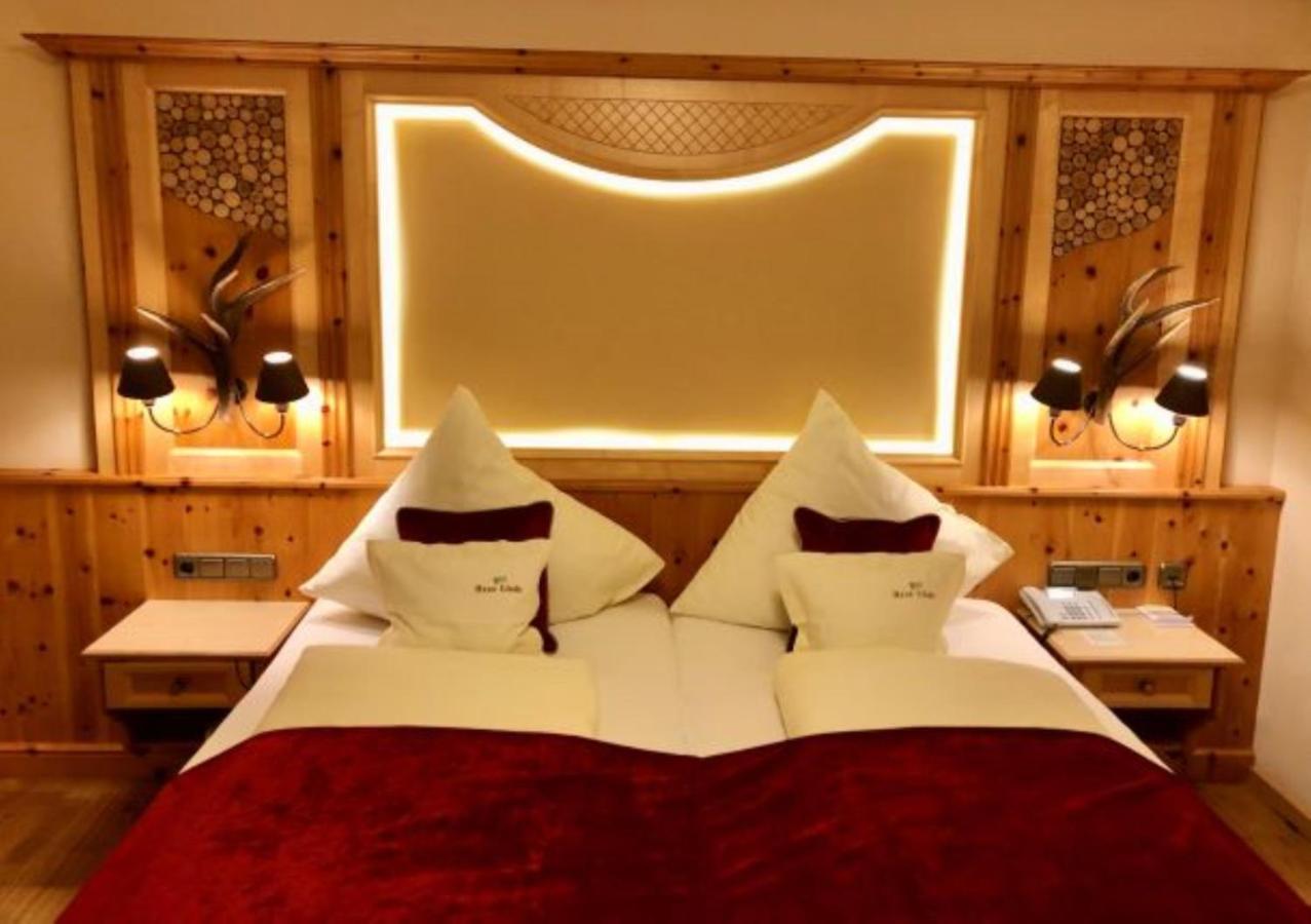 Ortner'S Resort Bad Füssing Extérieur photo A modern double bed