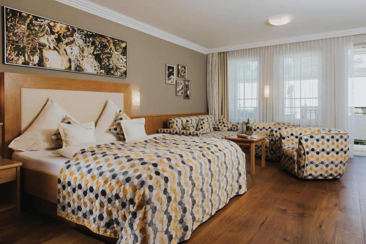 Ortner'S Resort Bad Füssing Extérieur photo A typical hotel room